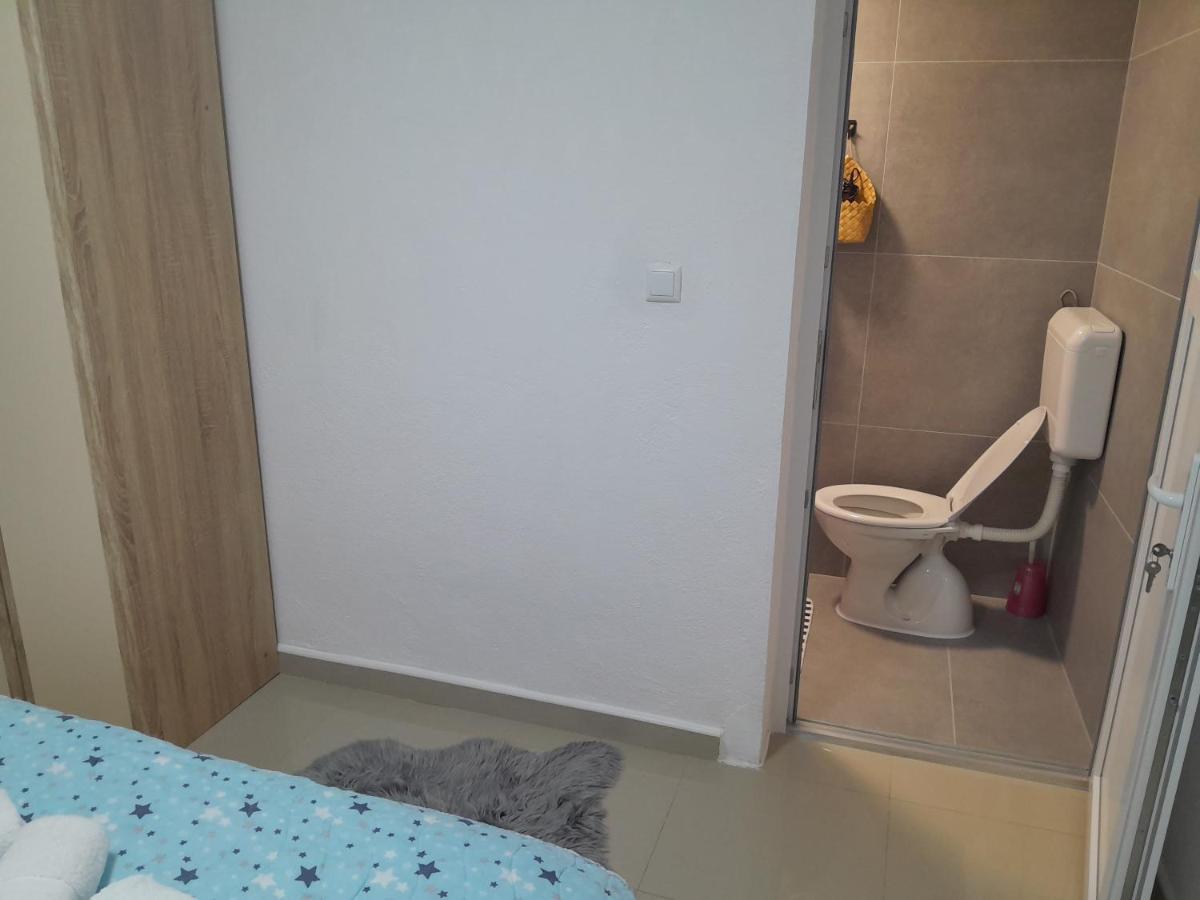 Apartmani Bet Gradacac 1 Maj Broj 24 Extérieur photo